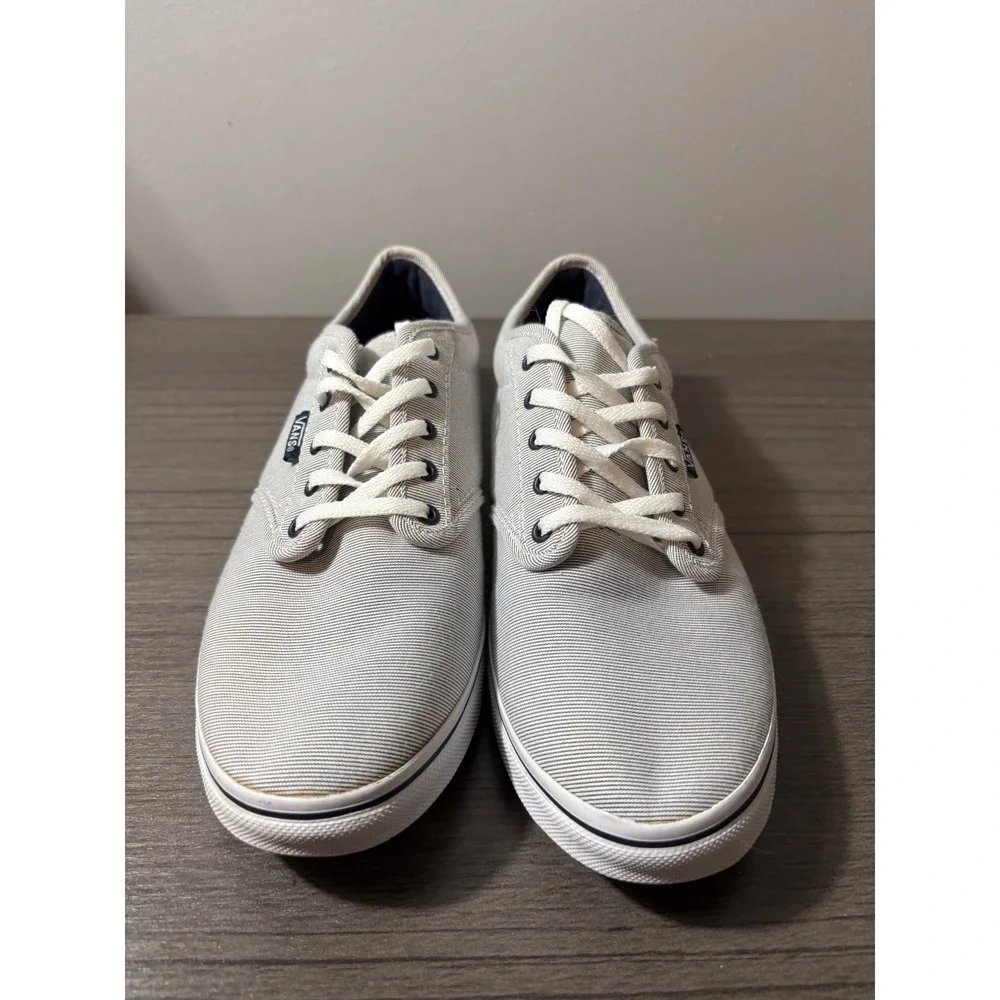 Vans Womens Blue and White Pinstripe Lace Up Low‎ Top Sneaker Size 9